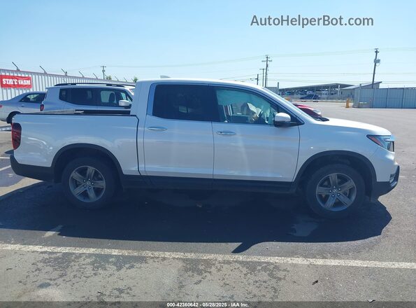 5FPYK3F79PB051874 2023 HONDA RIDGELINE White Vista interior trasera