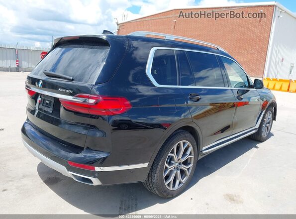 5UXCW2C08N9L32899 2022 BMW X7 Черный Задняя правая четверть