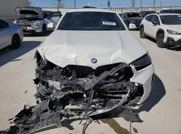 5UX33EX02R9U96529 2024 BMW X6 Белый Вид спереди