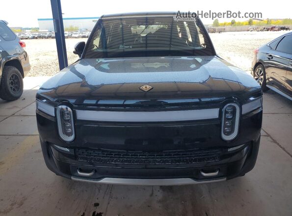 7PDSGABA0PN029956 2023 RIVIAN R1S Черный Вид спереди