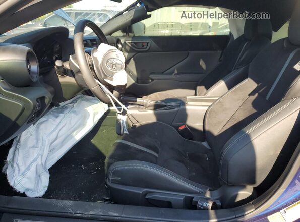 JF1ZNBE10R9758974 2024 TOYOTA GR Blue Widok wnętrza z przodu