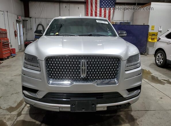 5LMJJ2LT1JEL04387 2018 LINCOLN NAVIGATOR Серебряный Вид спереди
