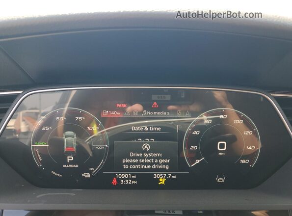WA14AAGE1RB046146 2024 AUDI Q8 Black Instrument cluster view
