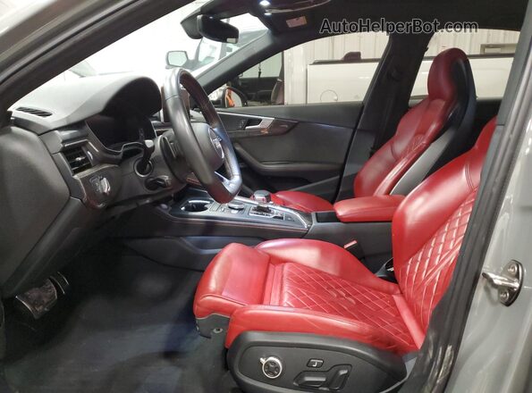WAUB4AF46KA115225 2019 AUDI S4 Gray Widok wnętrza z przodu