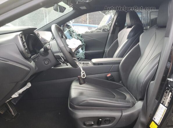 2T2BCMEA9RC011473 2024 LEXUS RX Черный Вид салона спереди