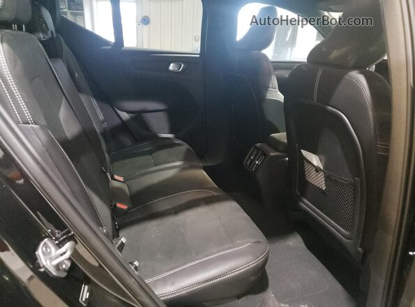 YV4ED3UR0M2582001 2021 VOLVO XC40 Black Widok wnętrza z tyłu