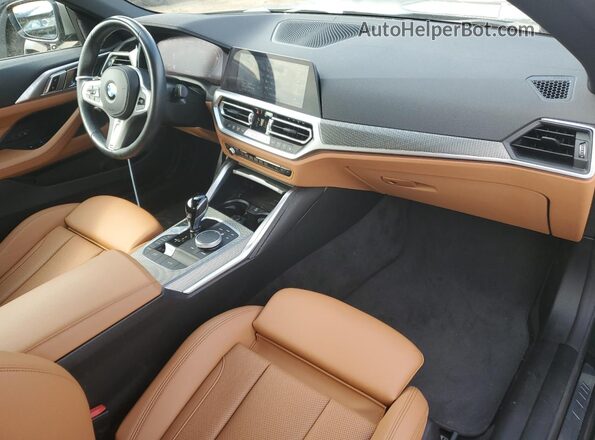 WBA63AT01NCK16400 2022 BMW M4 Green Widok deski rozdzielczej