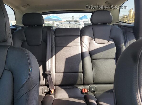 YV4102RK2M1877347 2021 VOLVO XC60 Белый Вид задних сидений
