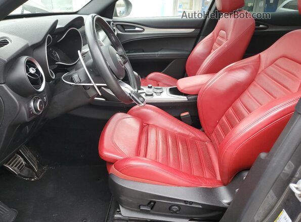 ZASPAKBN0N7D24510 2022 ALFA ROMEO STELVIO Серый Вид салона спереди