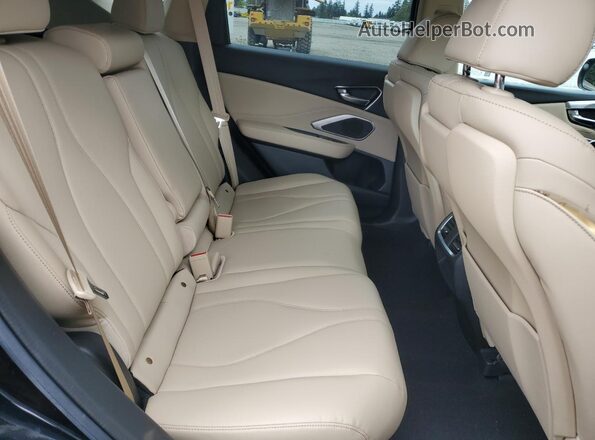 5J8TC2H38PL010946 2023 ACURA RDX Черный Вид задней части салона