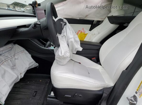 5YJYGDEE9MF088273 2021 TESLA MODEL Белый Вид салона спереди