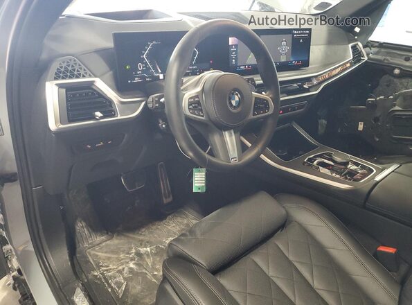 5UX23EU04S9X17313 2025 BMW X5 Серый Вид панели приборов