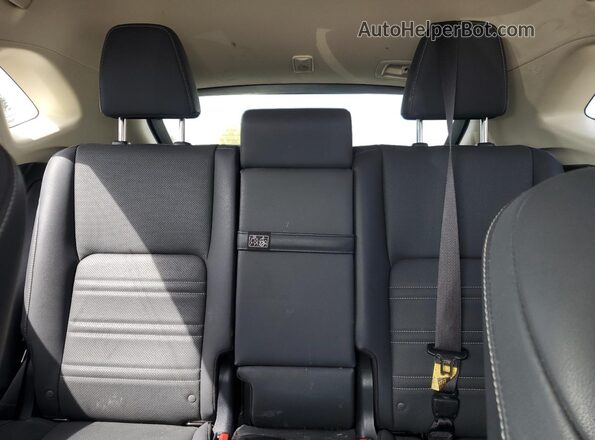 JTJGARDZ3L2224104 2020 LEXUS NX Серебряный Вид задних сидений
