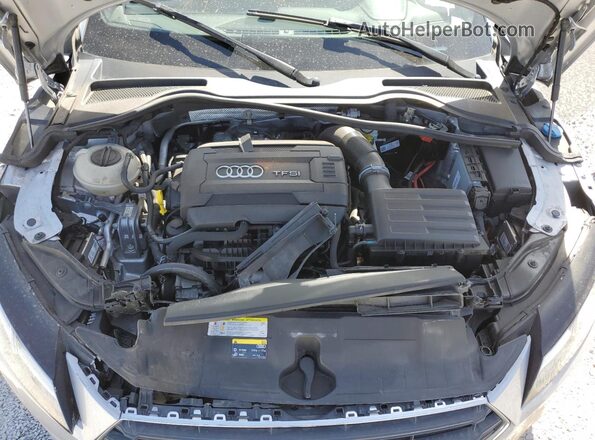 TRUC5AFV4G1024335 2016 AUDI TT Silver Widok wnętrza z tyłu