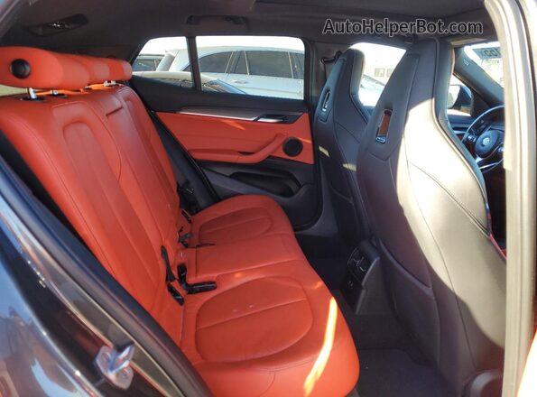 WBXYJ1C03M5T17123 2021 BMW X2 Серый Вид задних сидений