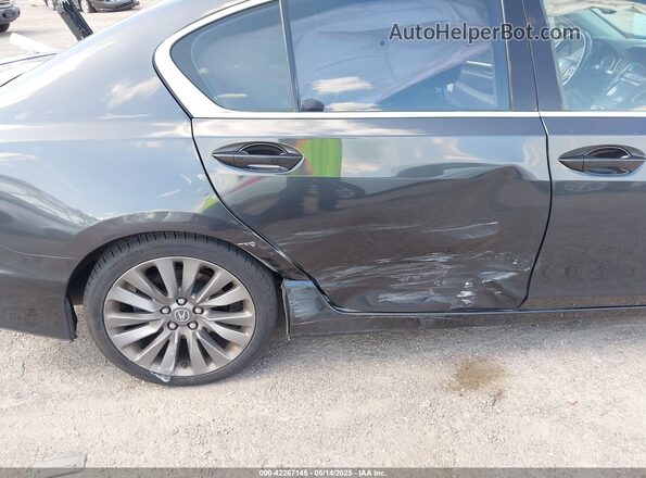 JH4KC1F52HC000146 2017 ACURA RLX Коричневый 