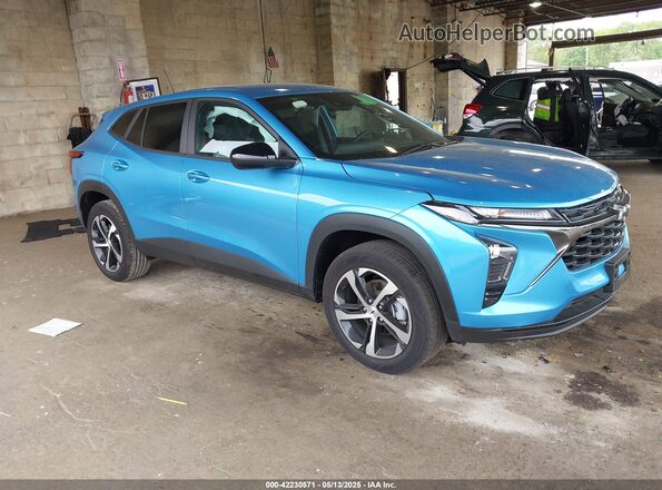 KL77LGEP4SC120161 2025 CHEVROLET TRAX Blue წინა მარჯვენა