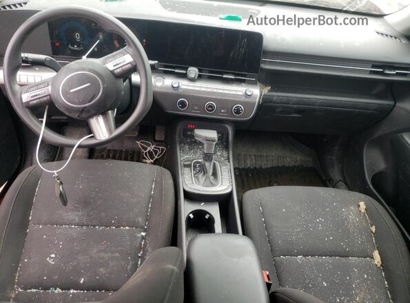 KM8HACAB5RU118922 2024 HYUNDAI KONA Burgundy Вид панелі приладів