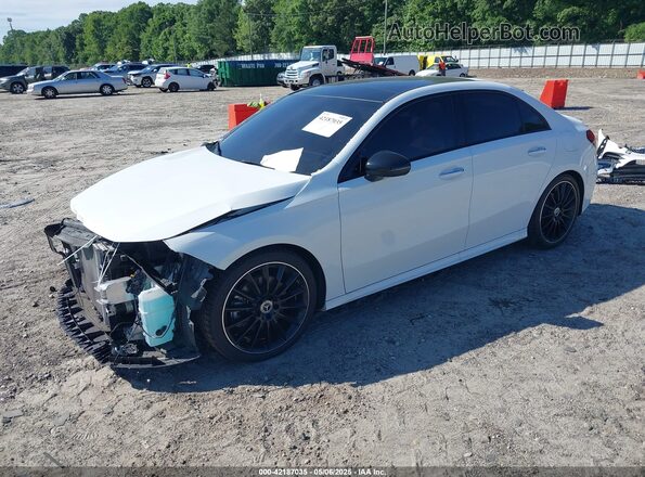 W1K3G4EB5NJ356624 2022 MERCEDES-BENZ A 220 White Front left
