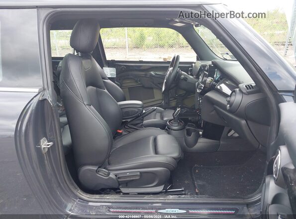 WMWXR9C00M2P18238 2021 MINI HARDTOP Серый Вид салона спереди
