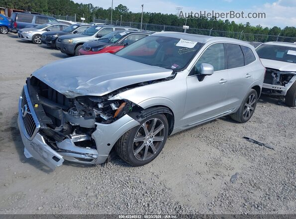 YV4102DL3L1525862 2020 VOLVO XC60 Серебряный Передняя левая четверть