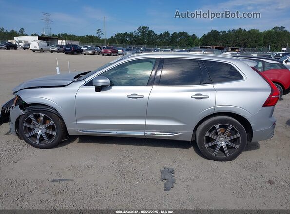 YV4102DL3L1525862 2020 VOLVO XC60 Серебряный Панорамный вид салона 360°