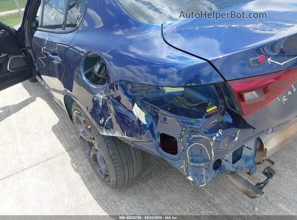 ZARFAMBN4M7648578 2021 ALFA ROMEO GIULIA Синий Вид спереди