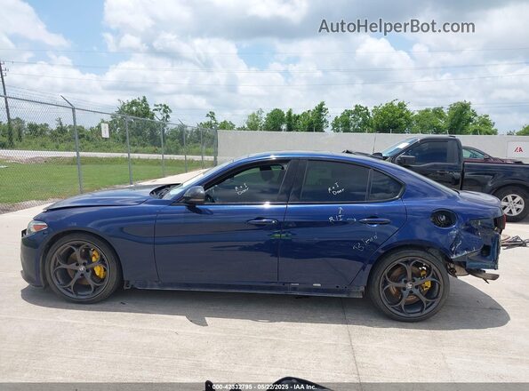 ZARFAMBN4M7648578 2021 ALFA ROMEO GIULIA Синий Панорамный вид салона 360°