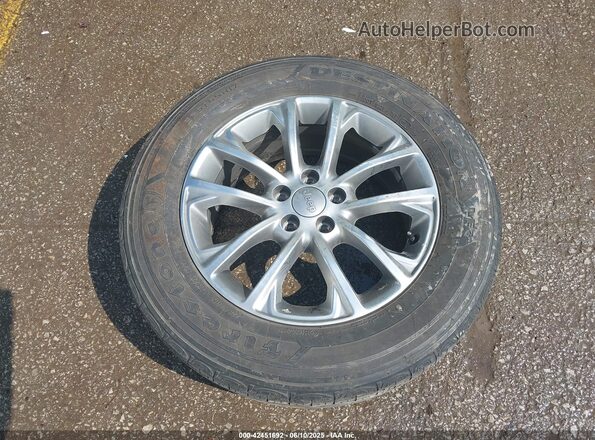 1C4PJMMX2MD222239 2021 JEEP CHEROKEE White Вид щитка приладів