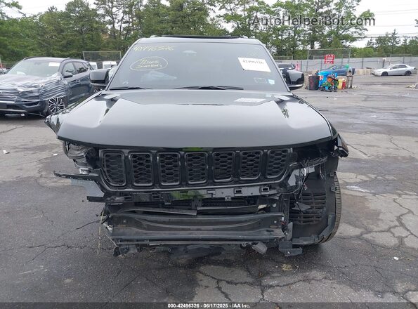 1C4RJYB62PC582194 2023 JEEP GRAND CHEROKEE 4XE Black Widok wnętrza z tyłu