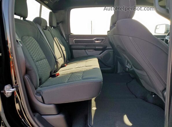 1C6SRFFP9SN698305 2025 RAM 1500 Black უკანა სავარძლების ხედი