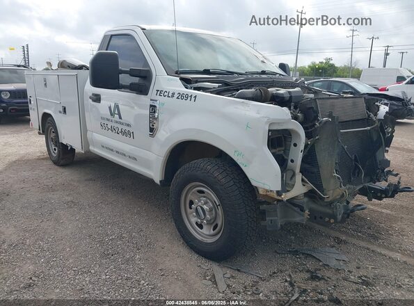 1FDBF2A68HEF24075 2017 FORD F-250 Белый Передняя правая четверть