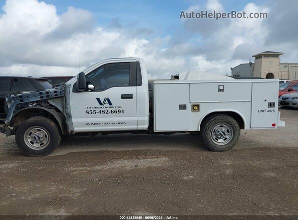 1FDBF2A68HEF24075 2017 FORD F-250 Белый 