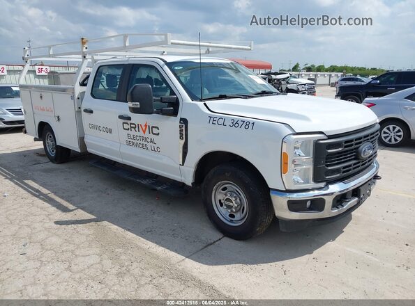 1FT7W2AA6PED78580 2023 FORD F-250 Белый Передняя правая четверть