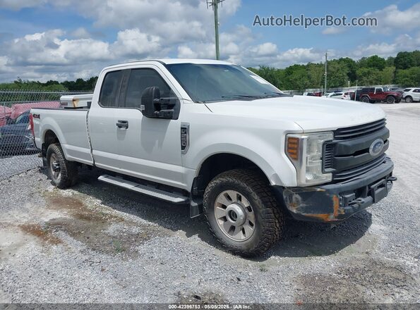 1FT7X2B68JEC68645 2018 FORD F250 White Przód prawy