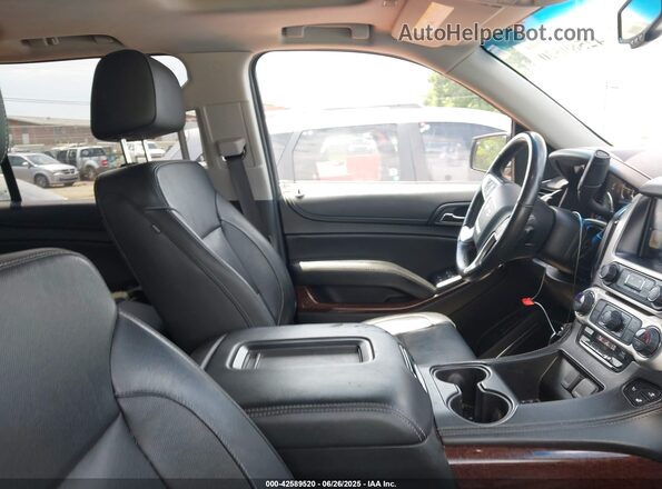 1GKS2GKC8JR222399 2018 GMC YUKON Белый Вид салона спереди