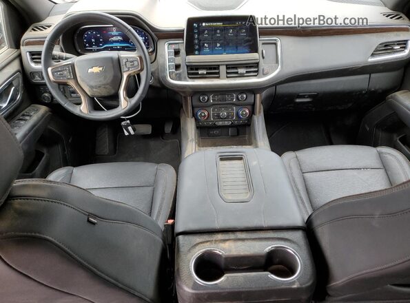 1GNSKGKLXRR164083 2024 CHEVROLET SUBURBAN Red Widok deski rozdzielczej