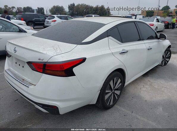 1N4BL4DV8MN310134 2021 NISSAN ALTIMA White Rear right
