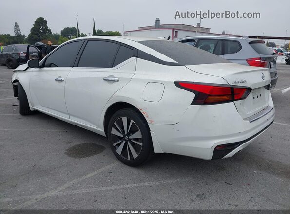 1N4BL4DV8MN310134 2021 NISSAN ALTIMA White Rear left