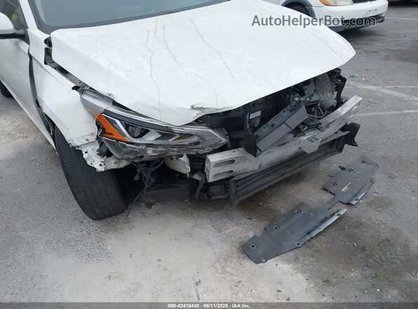 1N4BL4DV8MN310134 2021 NISSAN ALTIMA White Front view