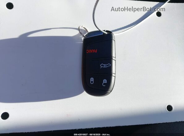 2C3CCAAG0PH556261 2023 CHRYSLER 300 Black Vista del salpicadero