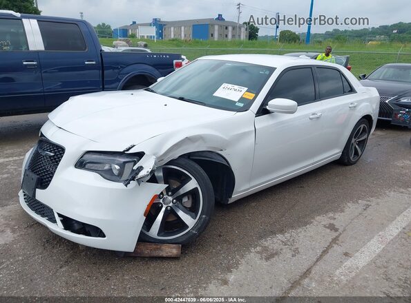 2C3CCABG3KH601040 2019 CHRYSLER 300 White Front left