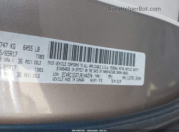 2C4RC1EG7JR144274 2018 CHRYSLER PACIFICA Tan Engine compartment view