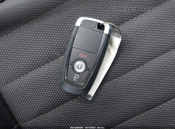 2FMPK3G93MBA62989 2021 FORD EDGE Серебряный Вид панели приборов