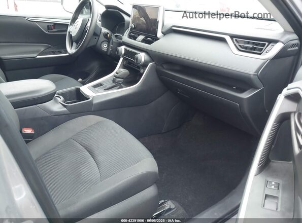 2T3F1RFV0RC460994 2024 TOYOTA LE Silver Սալոնի դիմացի տեսք
