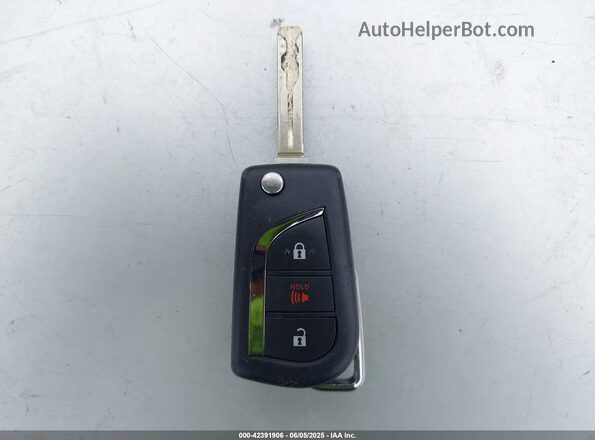 2T3F1RFV0RC460994 2024 TOYOTA LE Silver Առջևի վահանակի տեսք