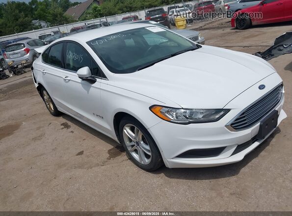3FA6P0LU6JR172965 2018 FORD FUSION HYBRID Белый Передняя правая четверть