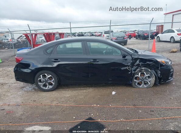 3KPF24AD4ME363086 2021 KIA FORTE Black უკანა სალონის ხედი