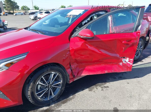 3KPF24AD6RE835781 2024 KIA FORTE Красный Вид спереди