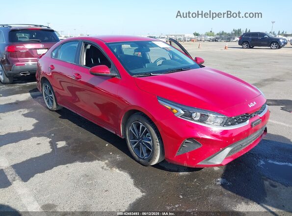 3KPF24AD6RE835781 2024 KIA FORTE Красный Передняя правая четверть